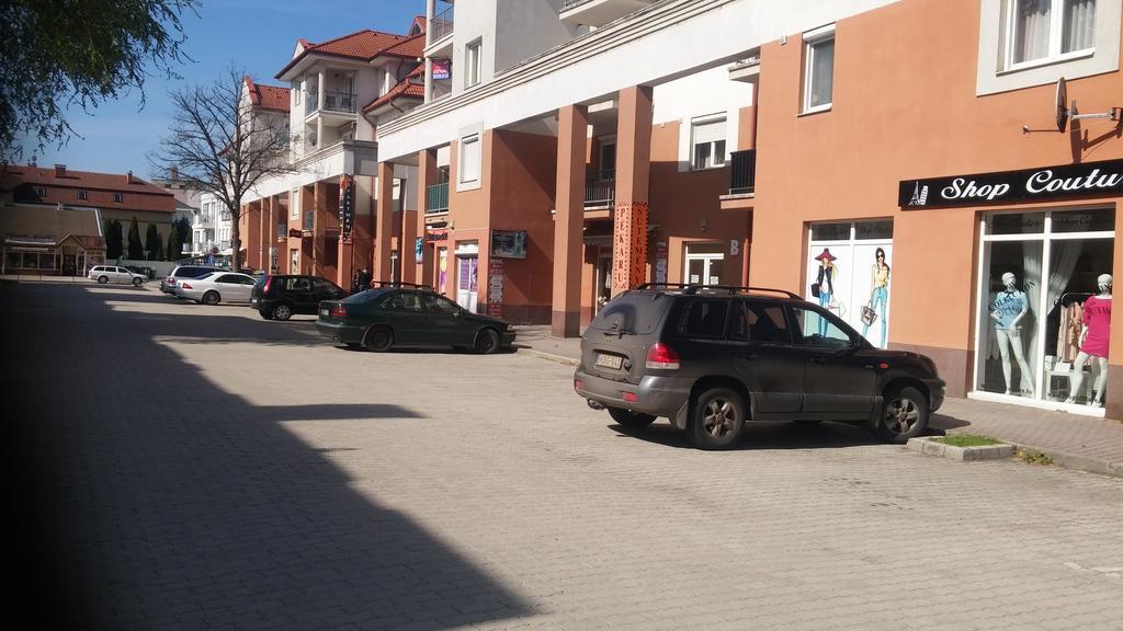 Baby Apartman Apartment Hajduszoboszlo Exterior photo
